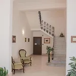 לינה וארוחת בוקר Dimora Apulia 3*