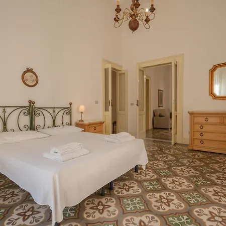 Bed & Breakfast Dimora Apulia 3*