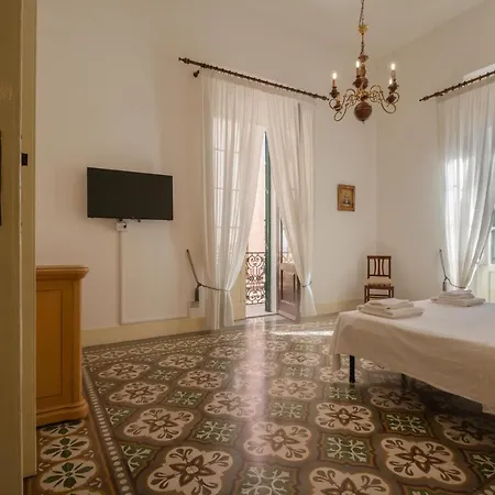 Alojamento de Acomodação e Pequeno-almoço Dimora Apulia 3*