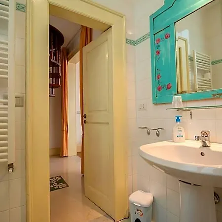 Bed & Breakfast Dimora Apulia 3*